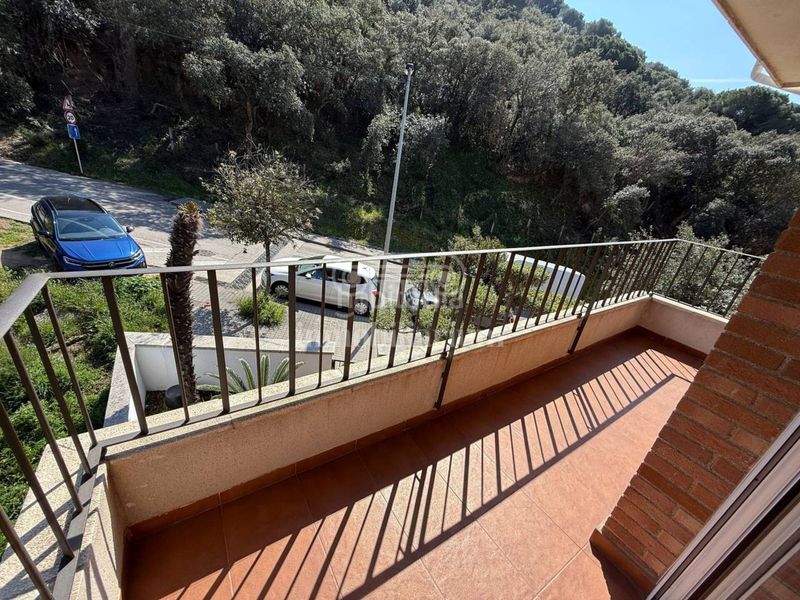 Foto 5c0ca1cb-f1ba-45f5-9913-0a8584a0004e. Casa amb calefacció aparcament piscina a Mont Ferrant-Joan Carles I Blanes