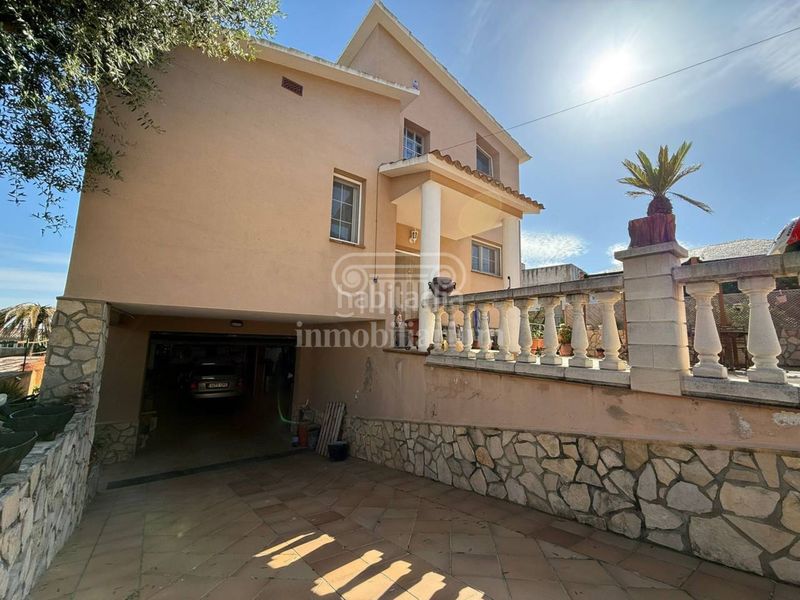 Foto a9c3a09b-228d-47e8-a4ff-9b05ec666828. Casa amb calefacció aparcament piscina a Mas Mora-Sant Daniel Tordera