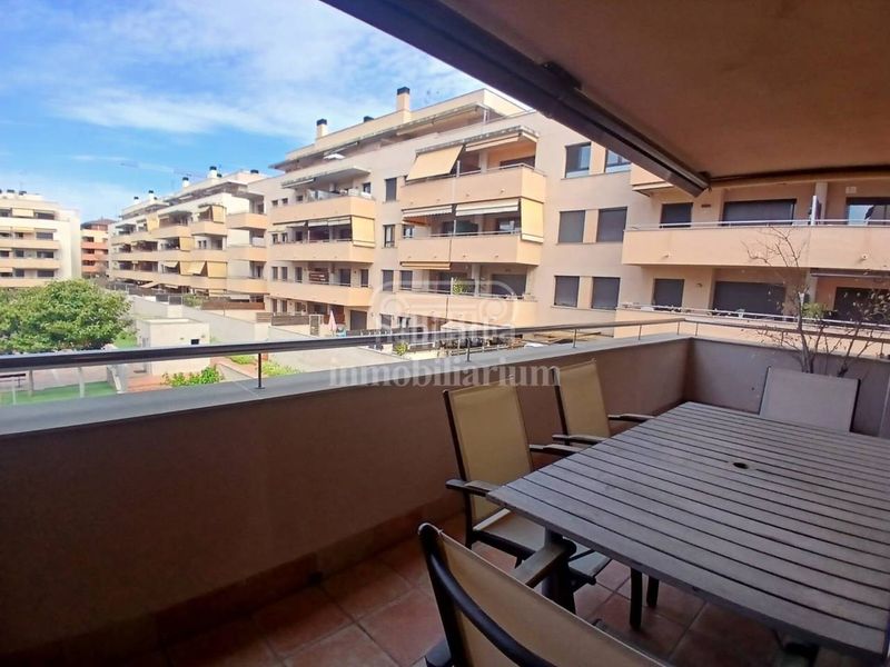 Foto e3346c20-8121-4be5-bf84-167760493196. Pis amb calefacció aparcament piscina a Fenals Lloret de Mar