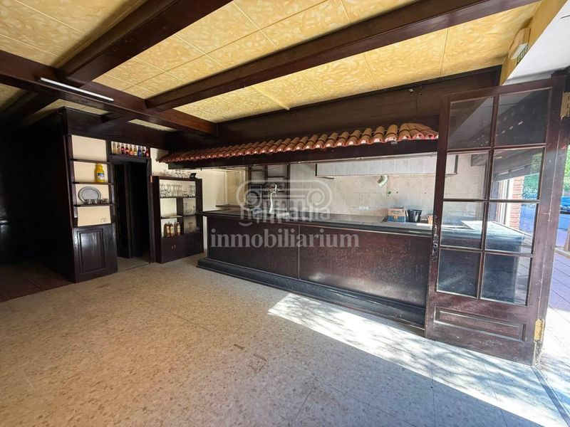 Foto 7ada3989-4dd8-4b9d-a481-70f5e39f2b23. Local comercial a Fenals Lloret de Mar
