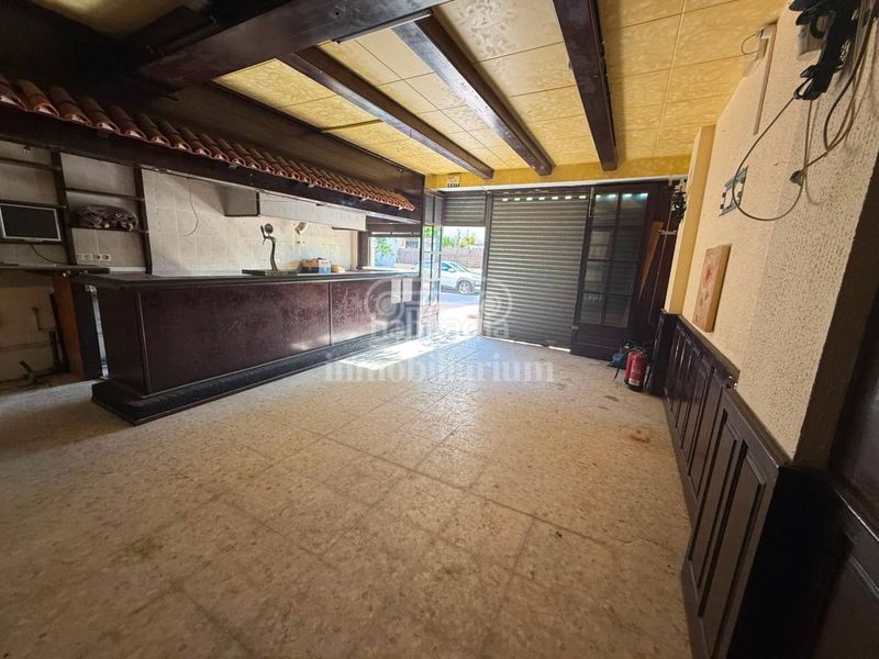 Foto eb14c3ee-8e89-4870-bb30-ba016ed1c548. Local comercial a Fenals Lloret de Mar