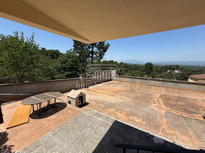 Foto 3f56eced-f11c-40e7-8894-b90b5b3b0ff4. Casa amb aparcament a Terrafortuna - Puig Ventós Vidreres