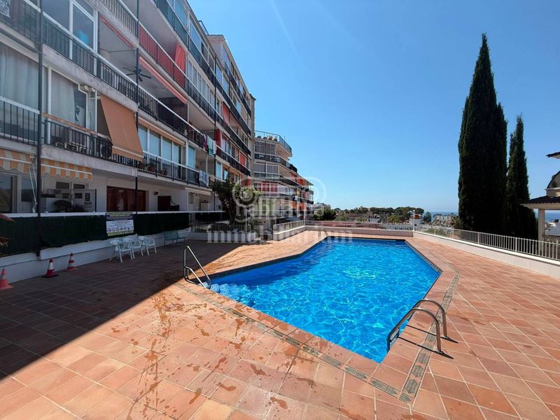 Foto f4883d7b-09f7-4896-a34c-139e0b6bd9ad. Pis amb piscina a Mas Baell-Can Carbó Lloret de Mar