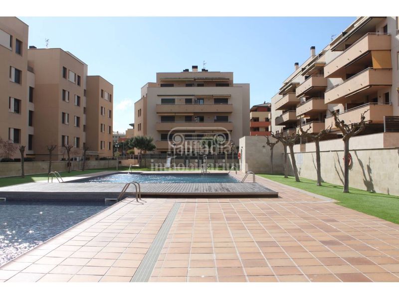 Foto ca8de908-5339-4b35-8935-7ddd413905cd. Àtic amb calefacció aparcament piscina a Fenals Lloret de Mar