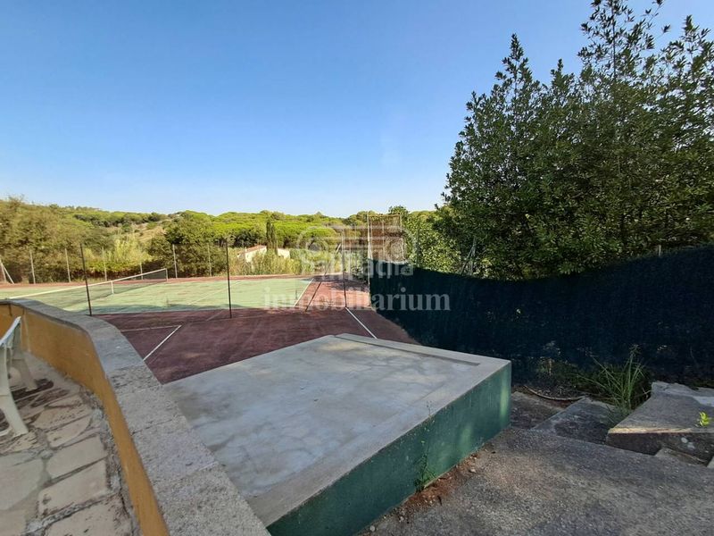 Foto 9a9969c2-2330-47b4-a80b-eada0c84d2f5. Xalet amb calefacció aparcament piscina a Santa Clotilde Lloret de Mar