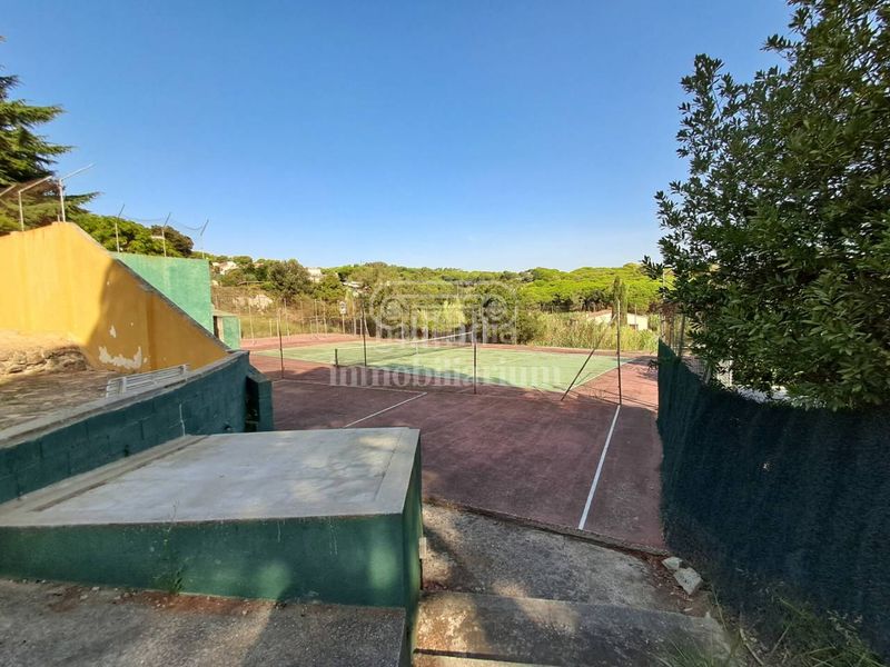 Foto ccf30ba3-fa2a-47d7-876a-1a2924af17f3. Xalet amb calefacció aparcament piscina a Santa Clotilde Lloret de Mar