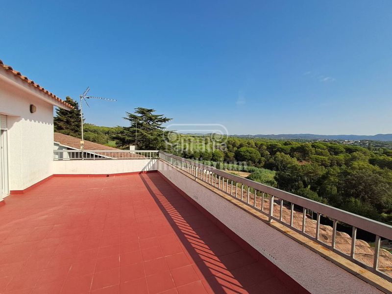 Foto eab8d9ff-c49a-431e-a6ce-e5a37836471d. Xalet amb calefacció aparcament piscina a Santa Clotilde Lloret de Mar