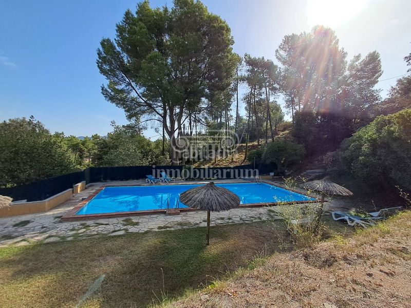 Foto f0c4d968-e639-4801-a512-bce752d21700. Xalet amb calefacció aparcament piscina a Santa Clotilde Lloret de Mar