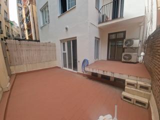 Alquiler Apartamento  Gran via de les corts catalanes. Piso de 3 hab y 2 baños reformado con terraza
