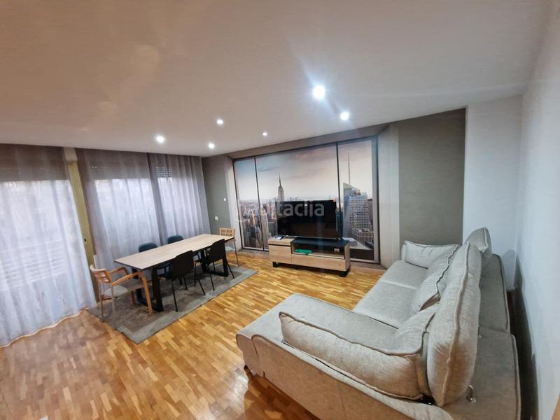 Foto 6b5025d6-4efe-41c0-93dd-95b7704dc702. Alquiler piso se alquila bonito piso con dos suites reformado y equipado en Barcelona