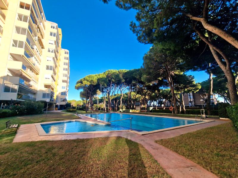 Foto c0135b41-7fda-47d3-947c-c238d92c75ea. Affitto duplex con riscaldamento parcheggio piscina in Gavà