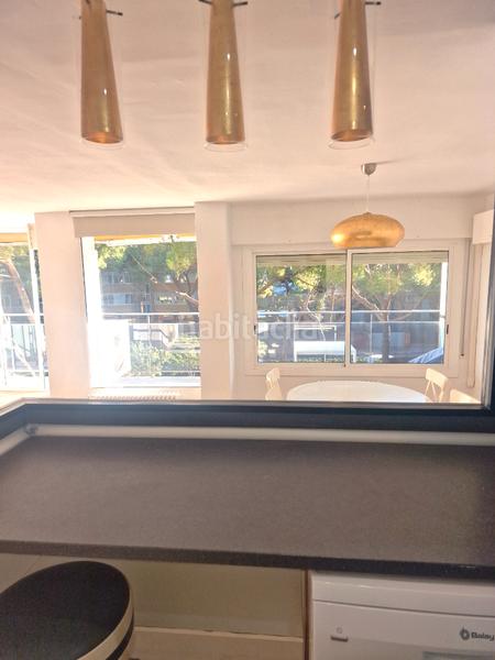 Foto 19183cab-720c-45de-9415-d0d1da49e318. Alquiler dúplex bonito duplex frente al mar con zona comunitaria con piscina e instalaciones en Gavà