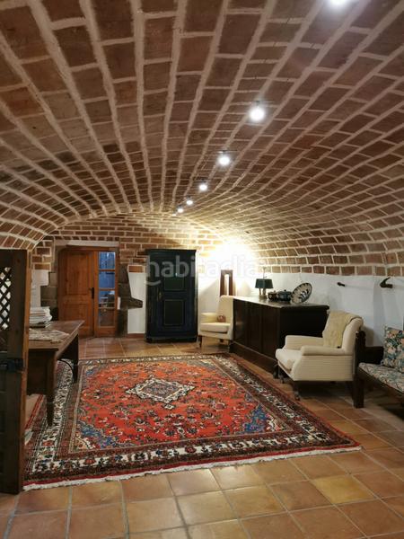 Foto d7366115-fbc0-42bb-ab42-e265a11752fd. Casa espectacular masía del siglo xiv y xv en Viladamat