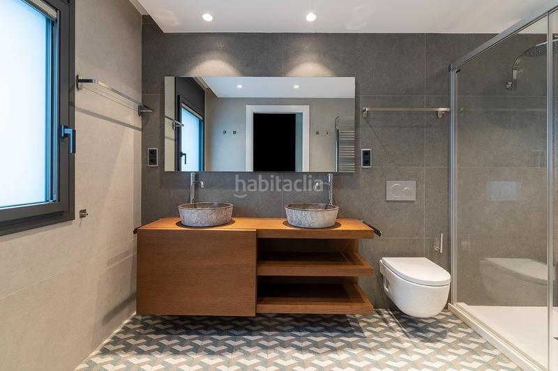 Foto 08a5487d-138f-46c7-a97b-96292bbe9c29. Casa oportunidad única . espectacular casa céntrica a 100 metros de la playa en Lloret de Mar
