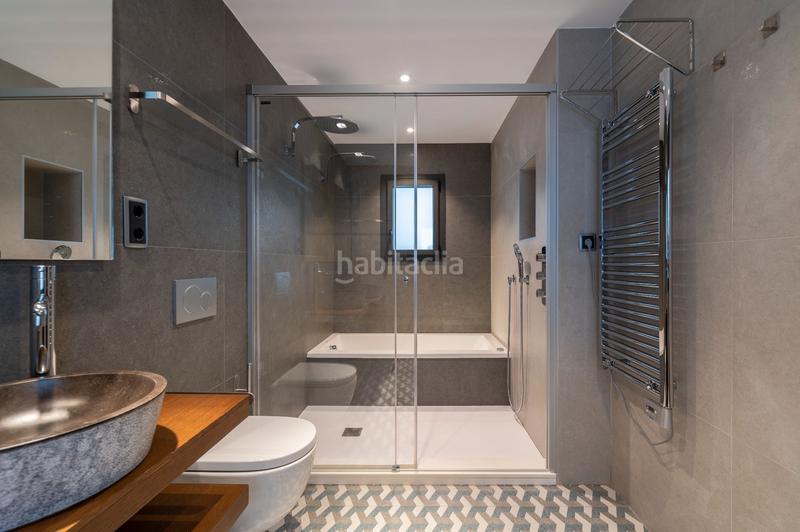 Foto b99278aa-27c3-4280-9e73-aed5ea115eea. Casa oportunidad única . espectacular casa céntrica a 100 metros de la playa en Lloret de Mar