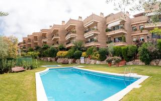 Piso en Centre. Espacioso piso con parking y trastero en punta marinera