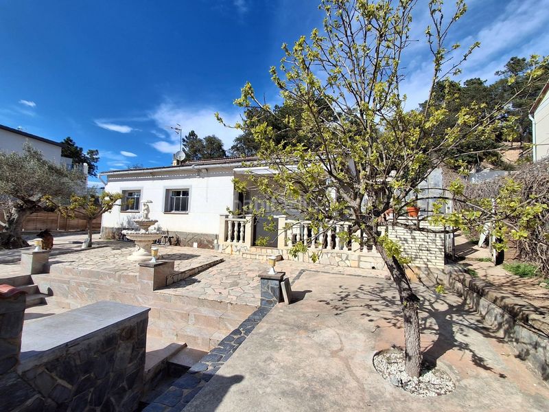Foto e65a22f9-2233-4f27-9186-62ff1a11a7b7. Casa amb calefacció piscina a Aiguaviva Parc Vidreres