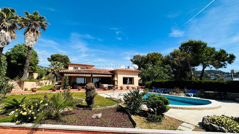 Foto c7371545-de70-4892-82b2-83fee45ef186. Xalet amb calefacció piscina a Canyelles Lloret de Mar