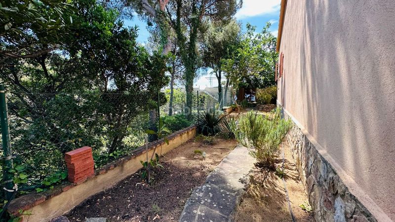 Foto e7e5dd63-1774-4eed-9689-762a6b1a41b1. Xalet amb calefacció piscina a Canyelles Lloret de Mar