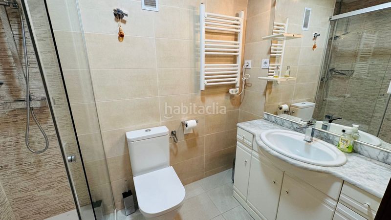Foto f1b5438d-fb08-42f1-b6a8-cc18a528c571. Àtic amb calefacció piscina a Fenals Lloret de Mar