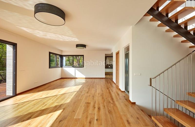 Foto 933083d3-bc58-4465-9bcd-bd9d9f567a1e. Xalet amb calefacció piscina a Canyelles Lloret de Mar