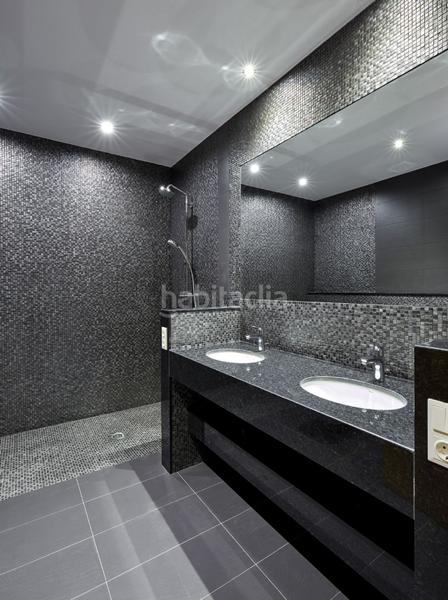 Foto f2ad3f73-8ce1-44f3-af79-cdbb35ba85f5. Xalet amb calefacció piscina a Canyelles Lloret de Mar