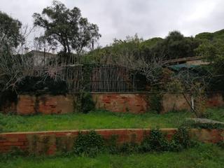 Terreny residencial a Mas Baell-Can Carbó. Solar urbano de 422m2 en el barrio dels pescadors
