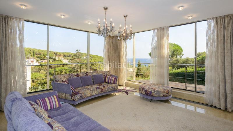 Foto bd3615dc-aa44-4bbd-ba1b-70ffb8e6236f. Chalet avec chauffage piscine dans Montgoda Lloret de Mar