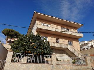 Casa a Mas Mora-Sant Daniel. Urbanización mas mora, fantástica casa con vistas a blanes y al