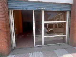 Local Comercial  Cami del angel. Local comercial en barrio can sapata