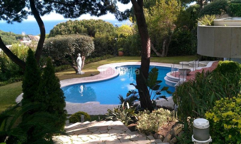 Foto 35f10fe4-dc89-4157-b5cf-9382ca41ebe7. Casa con parcheggio piscina in Montgoda Lloret de Mar