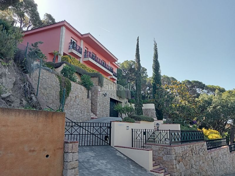 Foto 4ea4b323-f140-4d8a-854b-de5be46026bc. Casa amb calefacció piscina a Roca Grossa Lloret de Mar