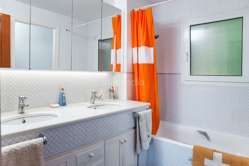 Foto 5d0df8a9-d4fe-4994-971c-237acd56e758. Casa amb calefacció piscina a Roca Grossa Lloret de Mar