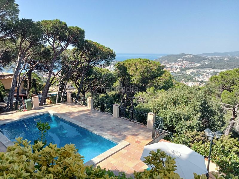 Foto 71ed7a2e-7046-496d-ba7d-1e79bbd7feb9. Casa amb calefacció piscina a Roca Grossa Lloret de Mar