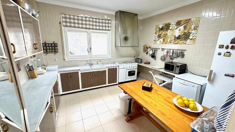 Foto 23dacb62-3a4c-47e2-8f19-c5ee35ed7a76. House with heating pool in Montgoda Lloret de Mar