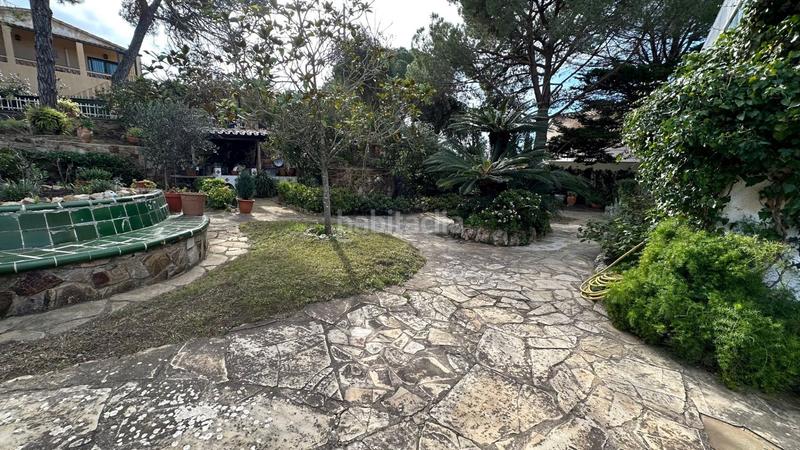 Foto e3bee250-0ef3-4e89-a43b-03eddbc2ebf8. House with heating pool in Montgoda Lloret de Mar