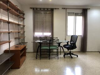 Appartement à Mestrets. Piso en venta en corte inglés, 3 dormitorios.