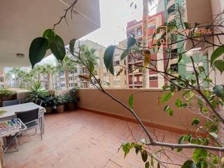 Pis a Centro. Piso en venta en avda. pío xii, 3 dormitorios.