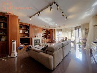 Piso en Lagasca 12. Piso en venta en avda. hermanos bou, 4 dormitorios.