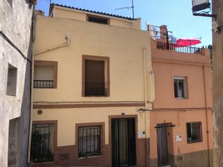 Affitto Casa in Honda 8. Casa en alquiler en casco antiguo, 4 dormitorios.