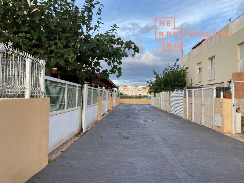 Foto 175a7dc4-a283-4a03-8e08-728924cf233b. Chalet with parking pool in Playa-Ben Afeli Almazora / Almassora