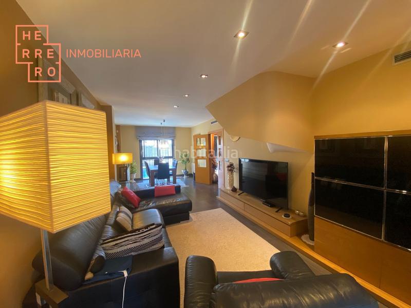 Foto 5e1cce63-474d-4746-a515-89ac0c251875. Chalet avec chauffage parking piscine dans Parque Sensal Castellón de la Plana