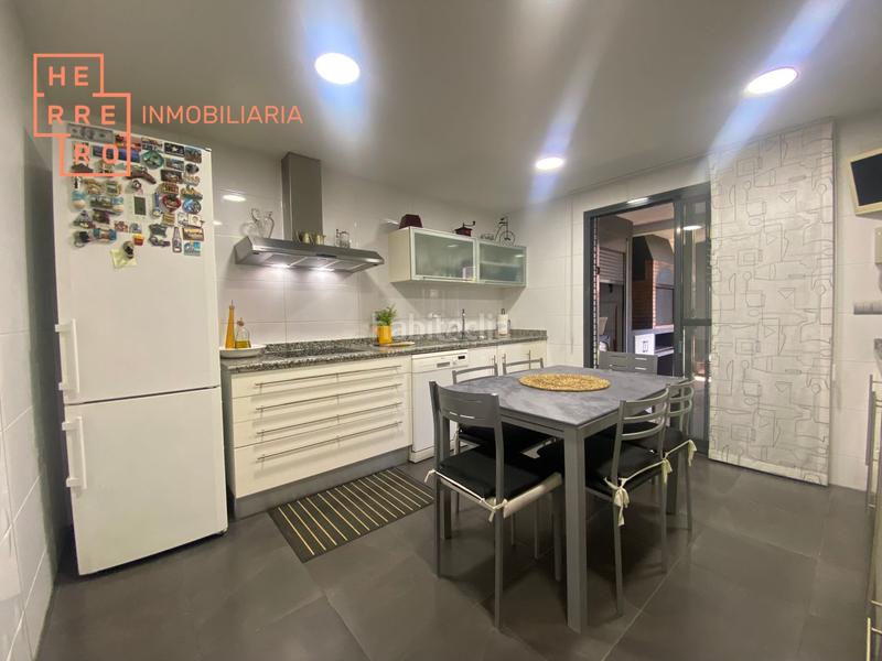 Foto 83c713d8-ee5d-4a3b-9932-54c1a3282e9d. Chalet avec chauffage parking piscine dans Parque Sensal Castellón de la Plana