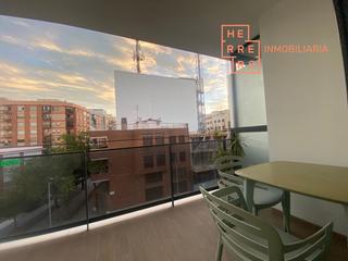 Location Appartement à Ensanche - Parque del Oeste. Piso en alquiler en hospital provincial, 2 dormitorios.