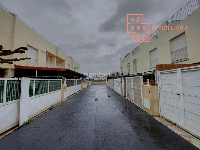 Foto 87dde3b8-6ba3-4a85-bec7-58acb62172fa. Chalet with parking pool in Playa-Ben Afeli Almazora / Almassora