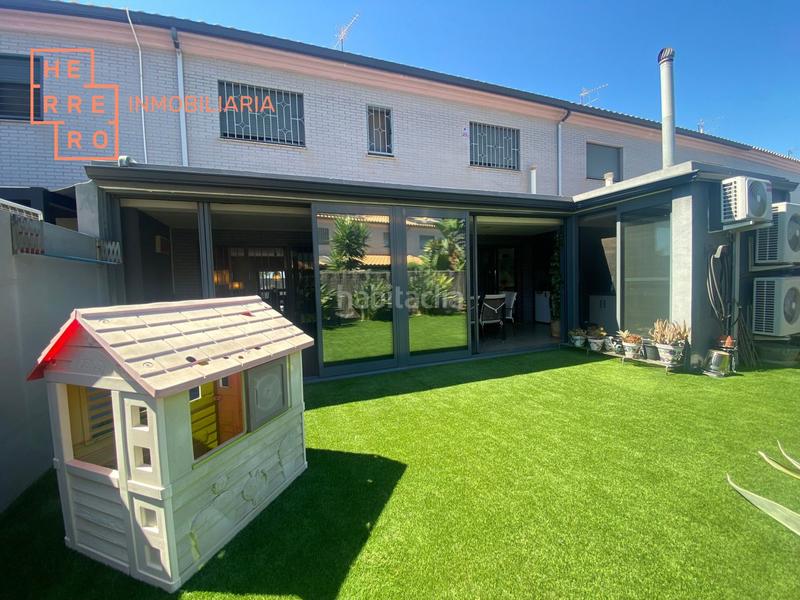 Foto 63e88279-b818-400c-bfe8-9b44b0c21ccf. Chalet mit heizung parking pool in Parque Sensal Castellón de la Plana