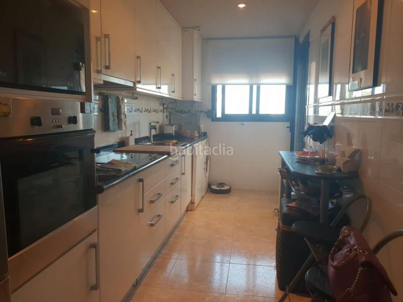Foto 9886fef1-bea0-4a1d-9081-81de7ee8e040. Alquiler apartamento  en alquiler en curva, 3 dormitorios. en Benicasim / Benicàssim