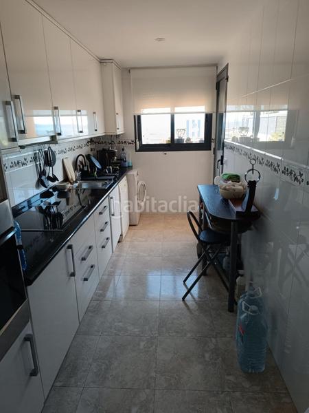 Foto aed0abd0-e71c-4d55-94fa-f4f788bded73. Alquiler apartamento  en alquiler en curva, 3 dormitorios. en Benicasim / Benicàssim