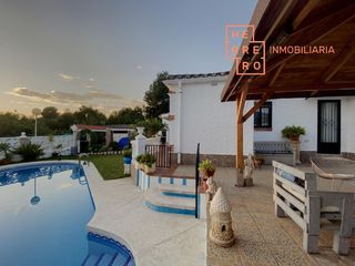 Chalet in Borriol. Chalet en venta en urbanización benadresa, 2 dormitorios.