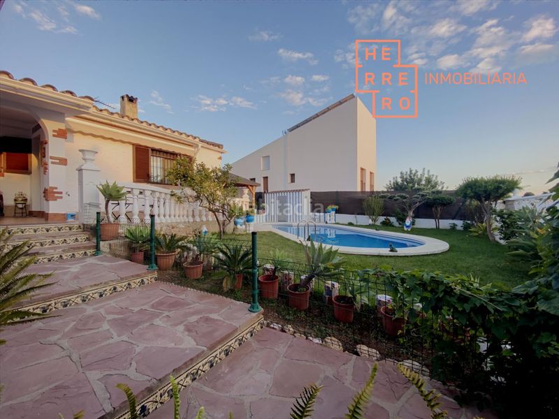 Foto d18c260c-3962-456f-b9c2-67781924f8d6. Xalet amb aparcament piscina a Borriol